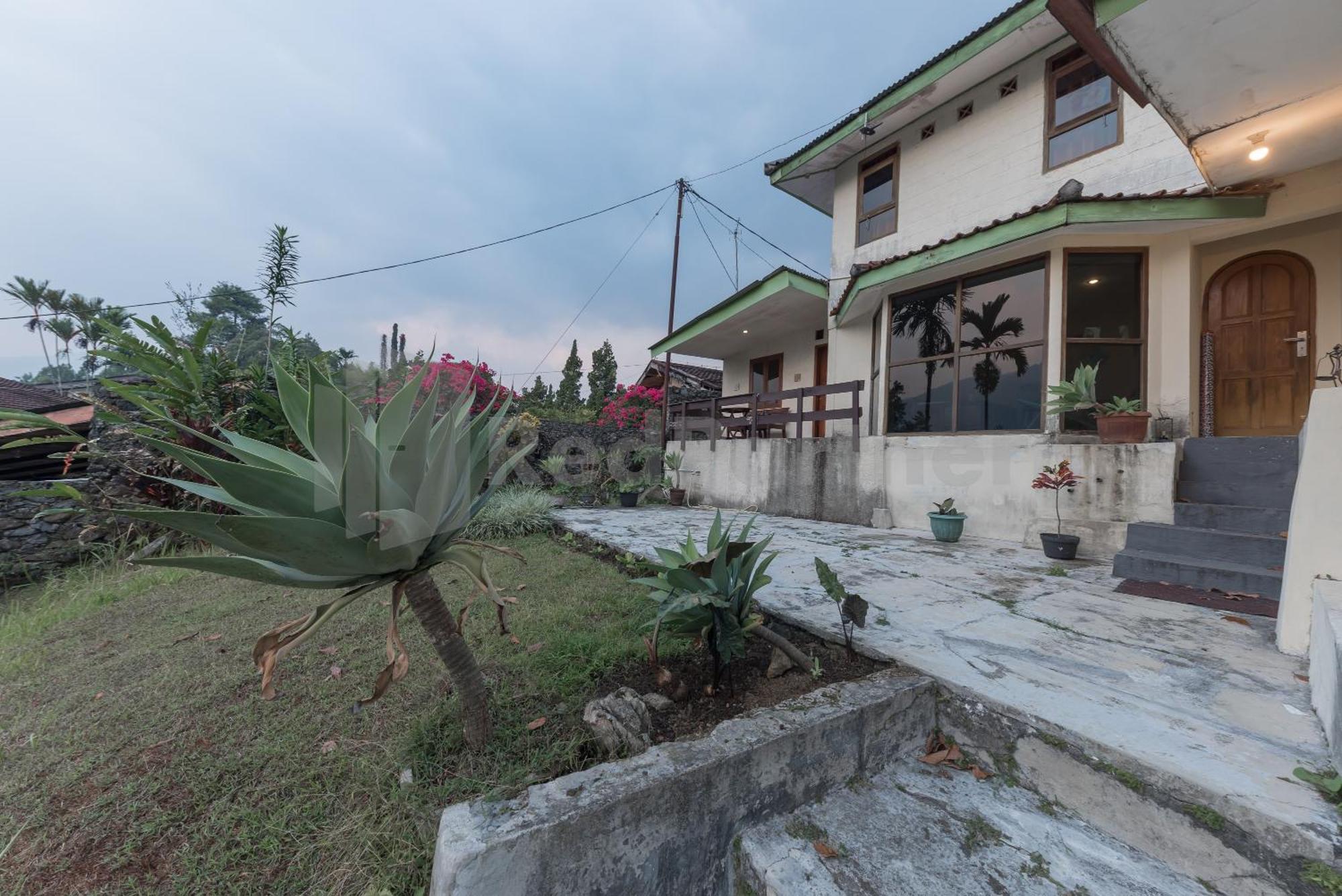 בוגור Bens Homestay Mitra Reddoorz מראה חיצוני תמונה